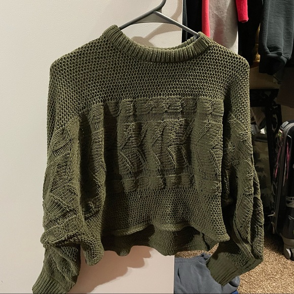 Derek Heart crop Sweater - Picture 3 of 5